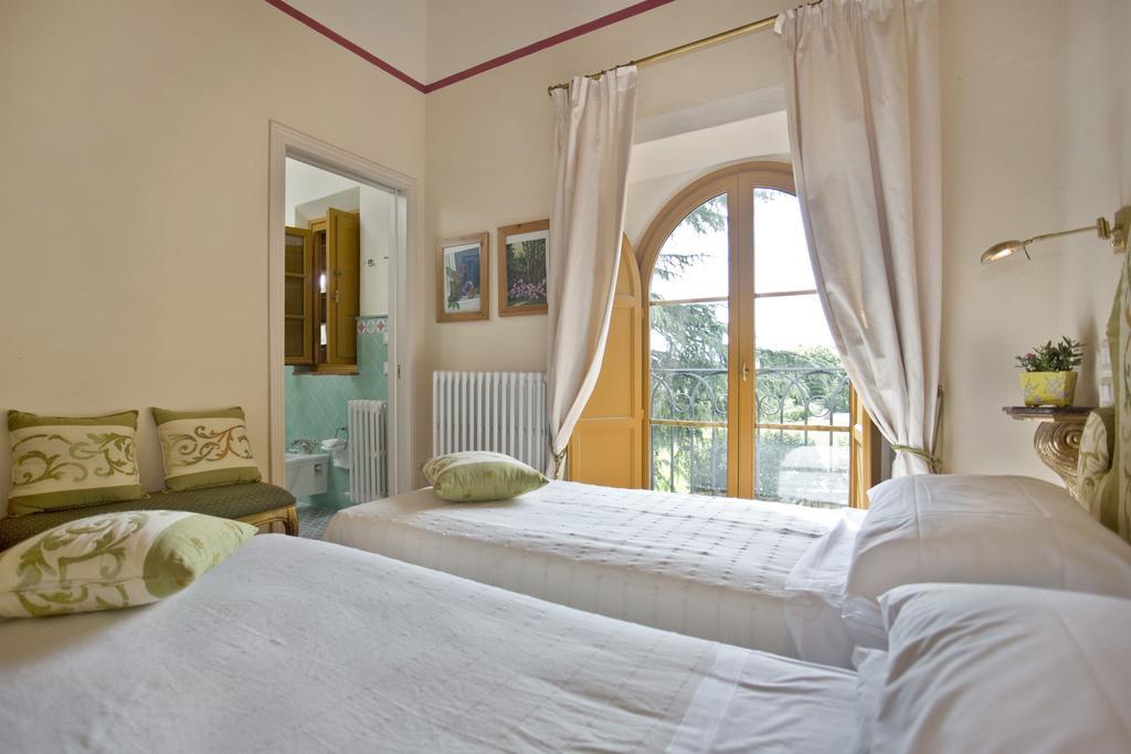 Bertolli Villas Matraia Camera foto